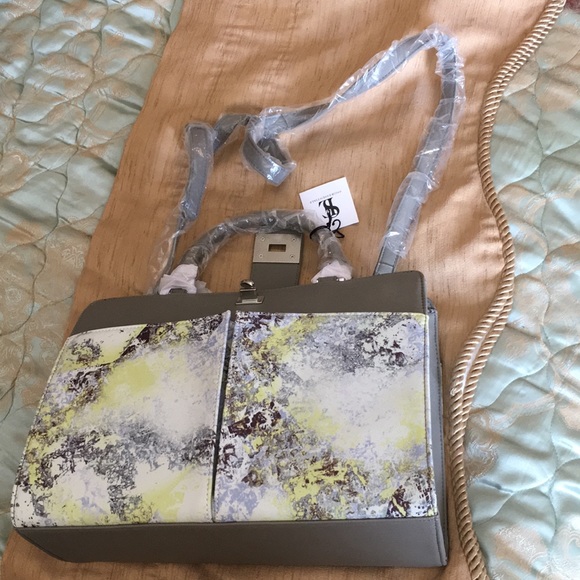 Snob Essentials Handbag - Picture 6 of 8